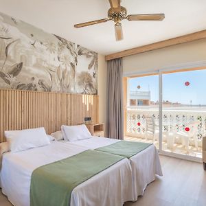 Habitación Estándar con 2 Camas Individuales
